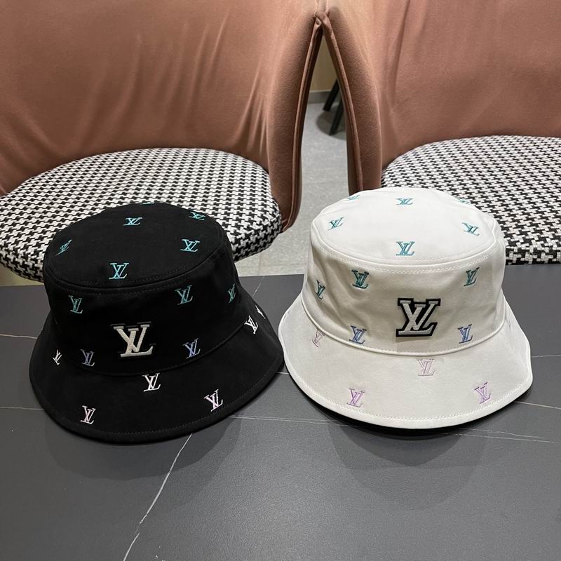LV hat 062701